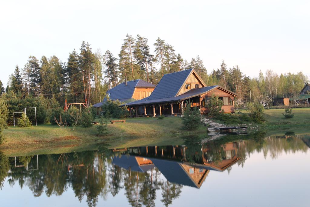 Viesu Maja Forrest Villa Dzimtmisa Eksteriør bilde